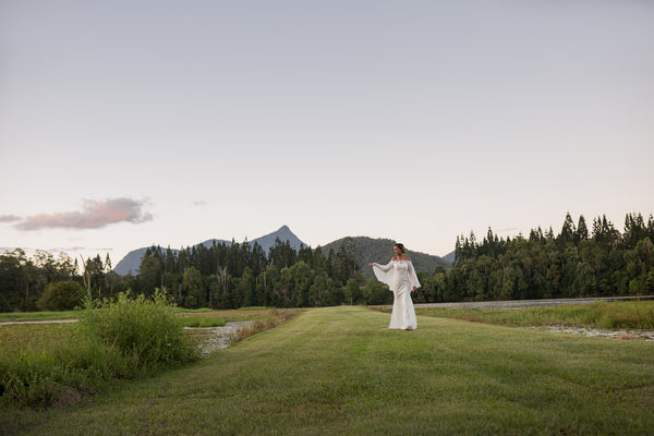 Unique lace bridal cape. Covelline Cape. Ivory and Stone. Wanaka New Zealand
